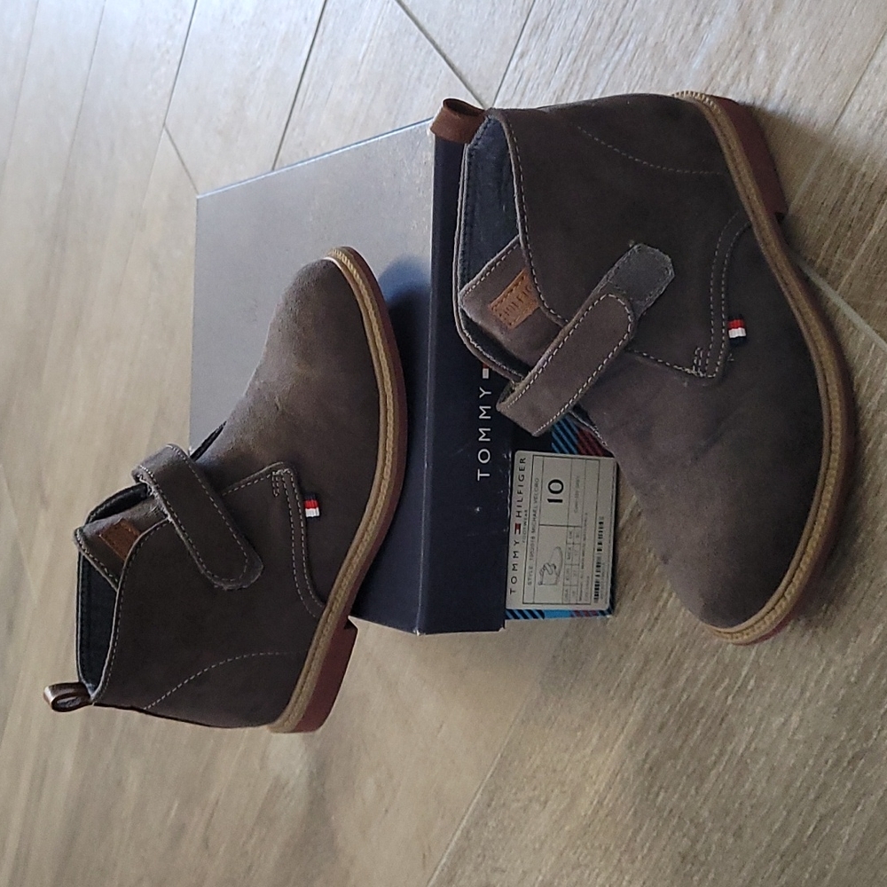 Tiddler Size 10 Tommy Hilfiger Kids Grey Michael Boot with Velcro Closure